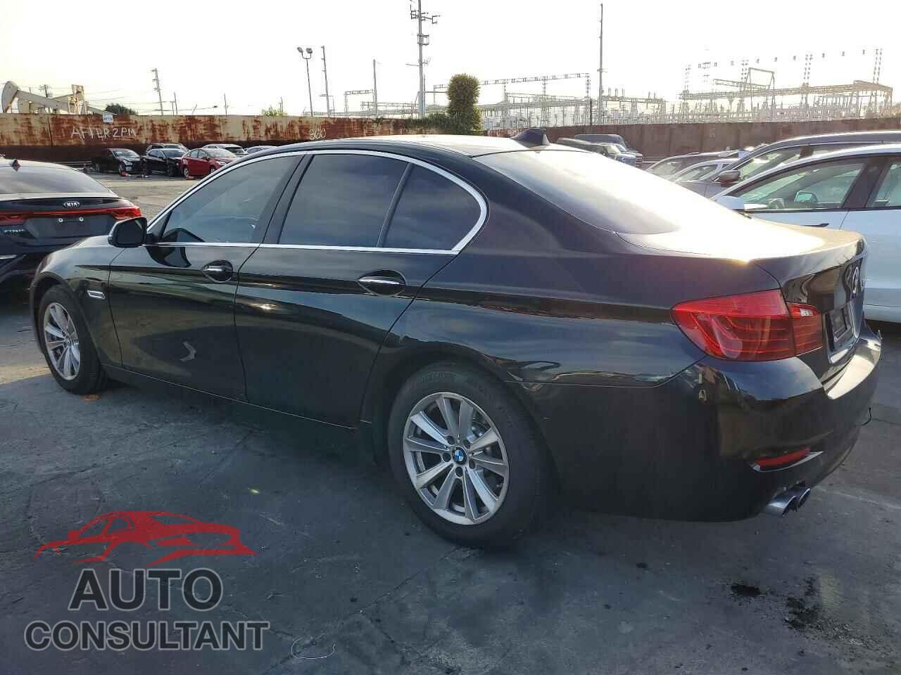 BMW 5 SERIES 2016 - WBA5A5C5XGD527616