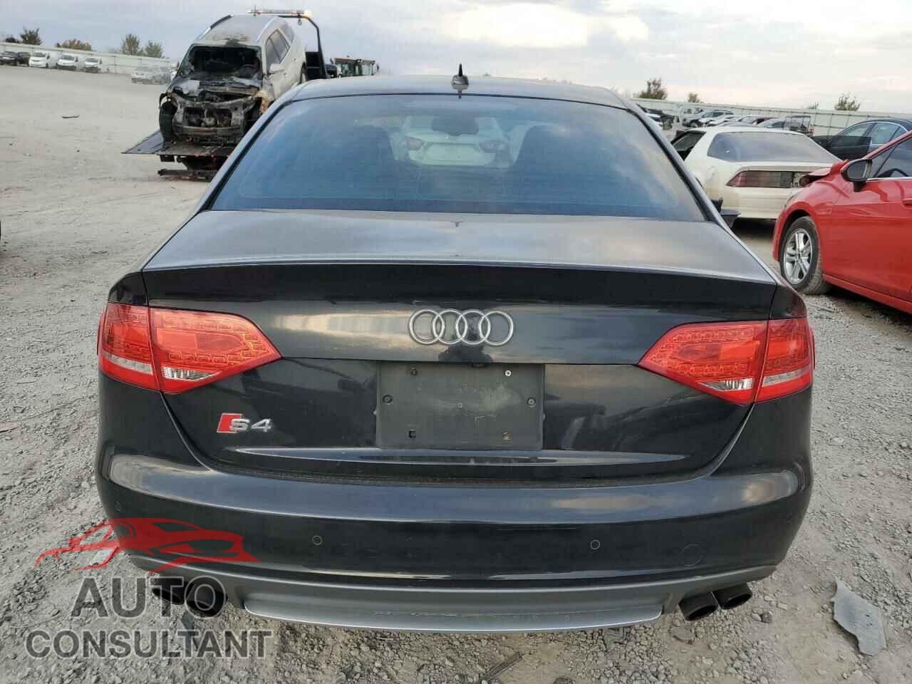 AUDI S4/RS4 2012 - WAUMGAFL7CA034579