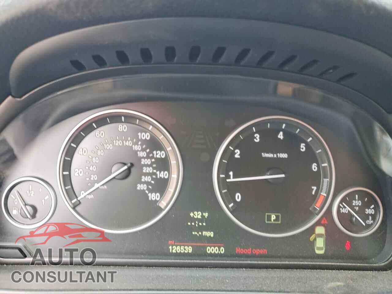 BMW 528 2014 - WBA5A5C56ED501334