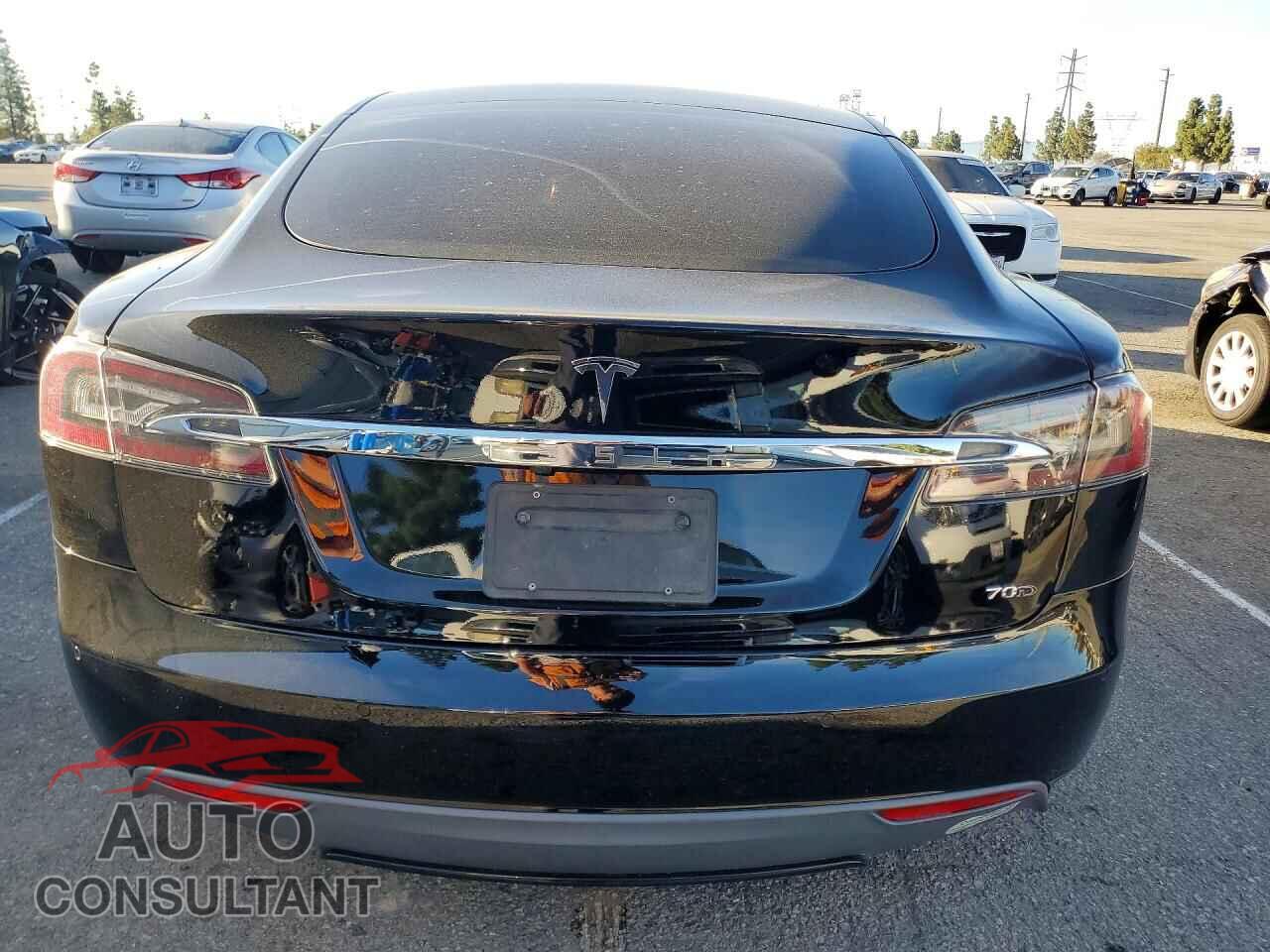 TESLA MODEL S 2015 - 5YJSA1S21FF084995