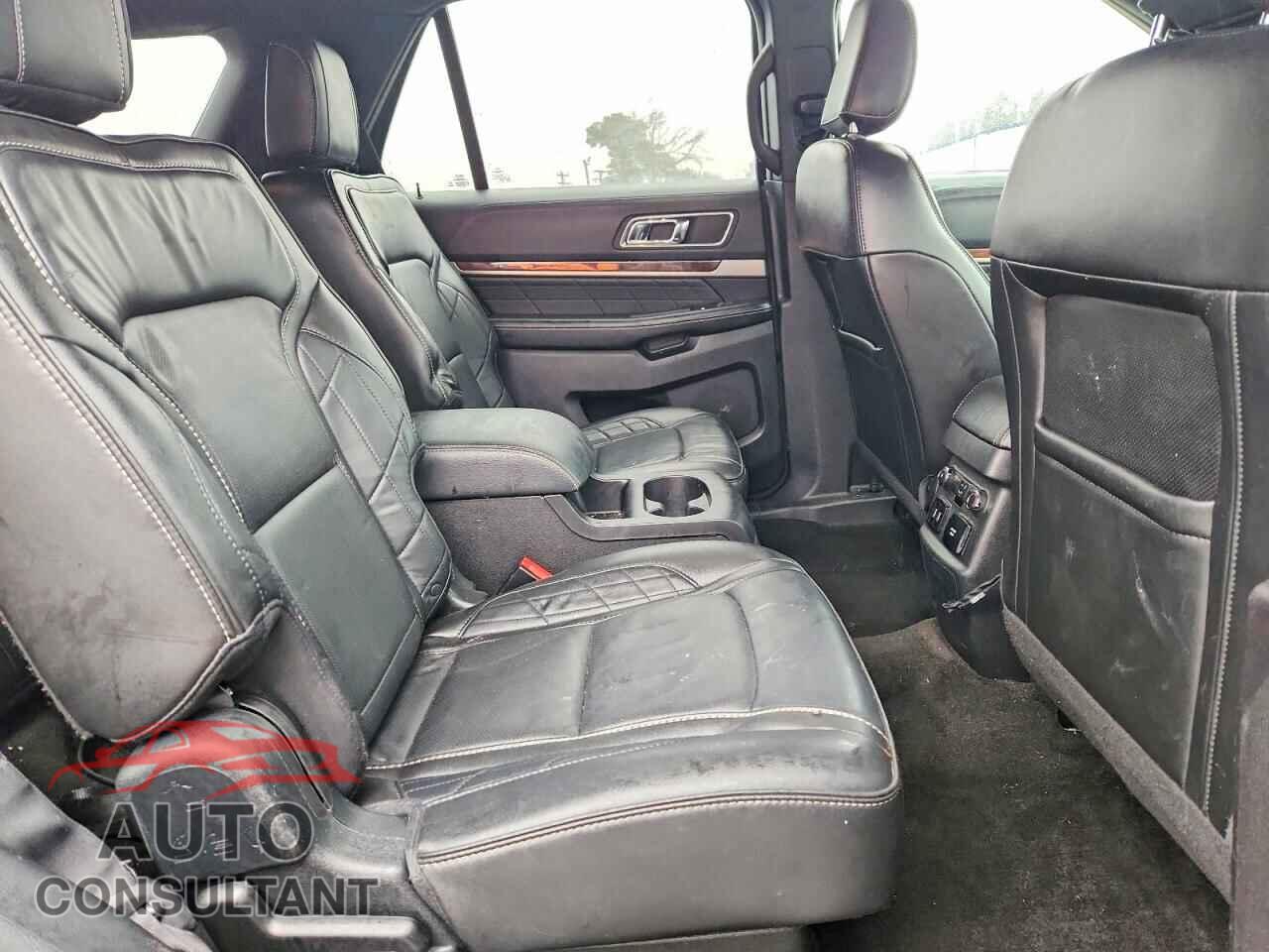 FORD EXPLORER 2018 - 1FM5K8HT7JGB75847