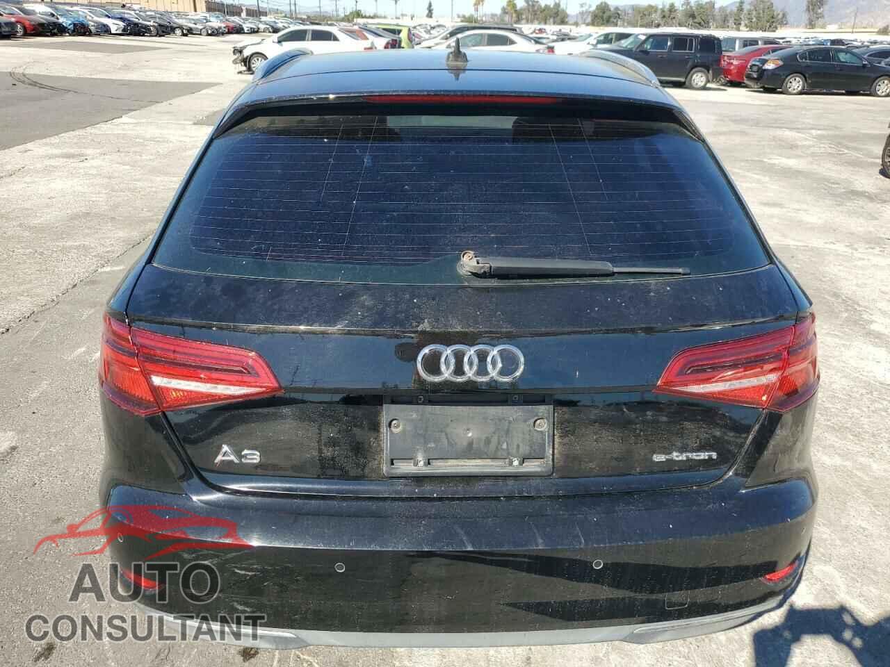 AUDI A3 2017 - WAUTPBFF8HA043990