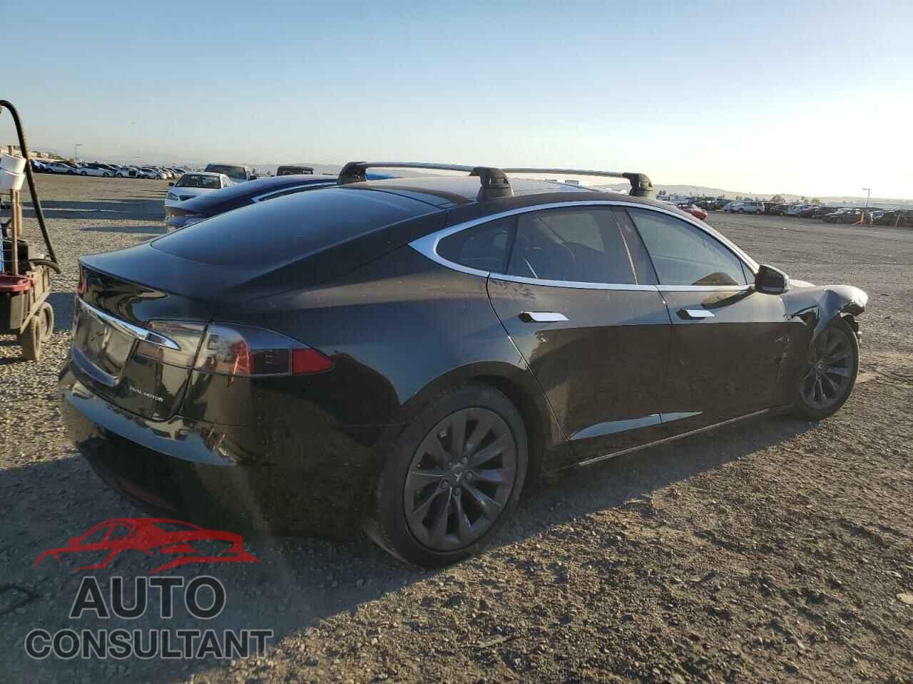 TESLA MODEL S 2017 - 5YJSA1E20HF228907
