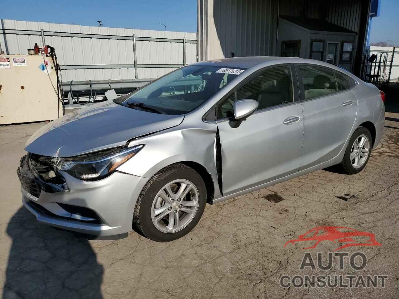 CHEVROLET CRUZE 2017 - 1G1BE5SM0H7221245