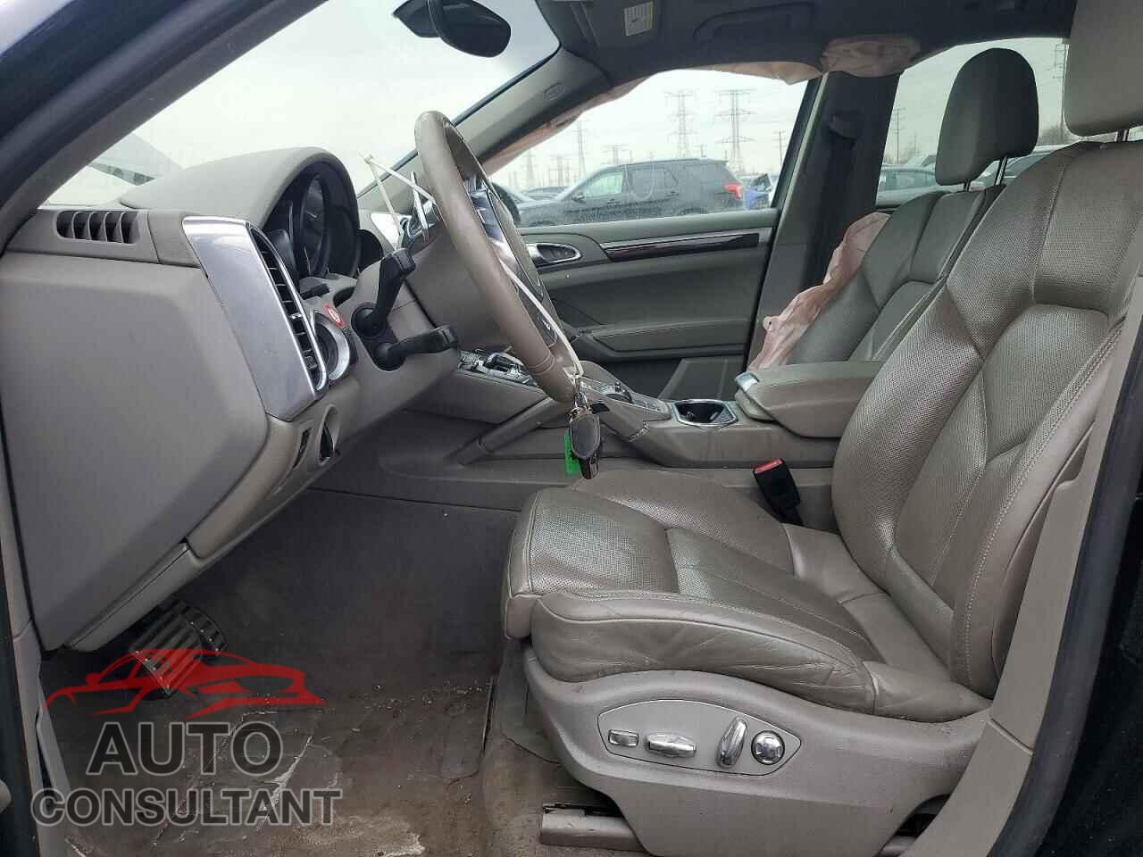PORSCHE CAYENNE 2013 - WP1AB2A21DLA84651