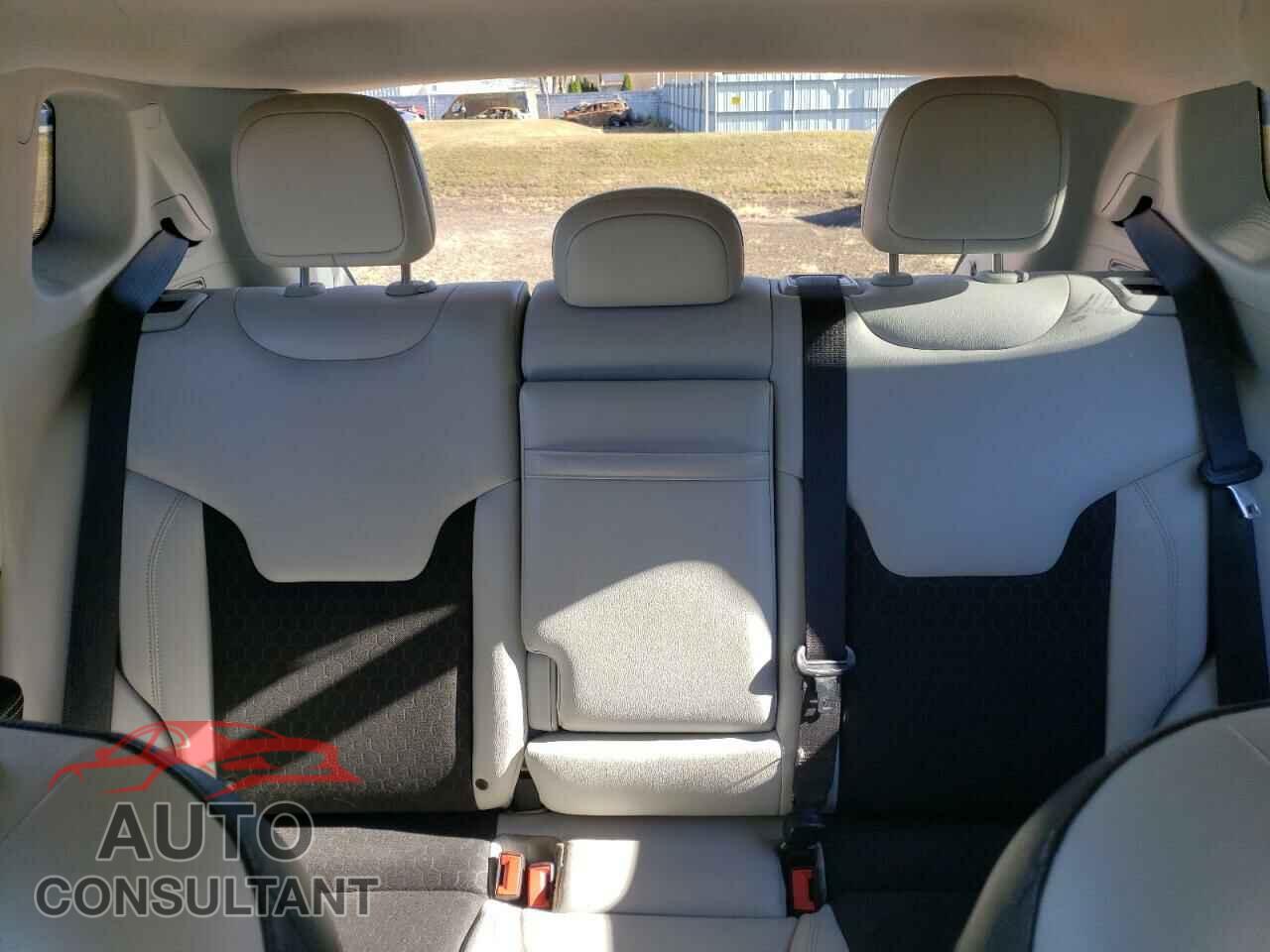 JEEP COMPASS 2018 - 3C4NJDBB1JT291105