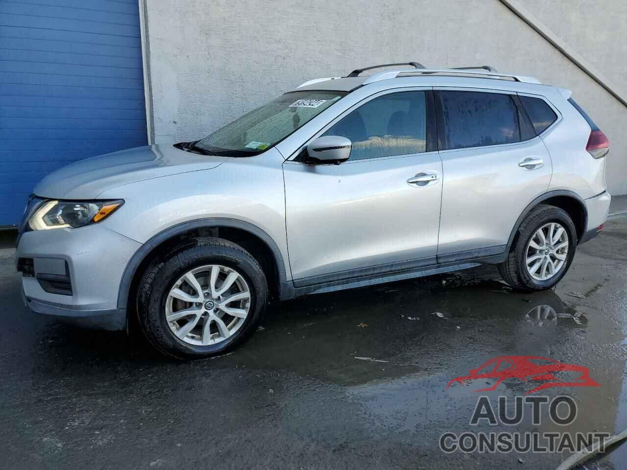 NISSAN ROGUE 2018 - KNMAT2MV1JP520326