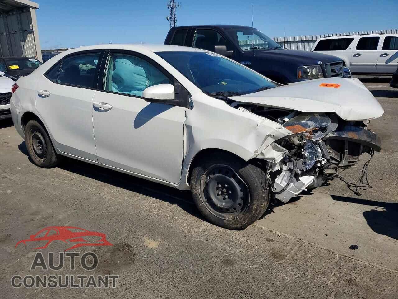 TOYOTA COROLLA 2018 - 5YFBURHEXJP785183