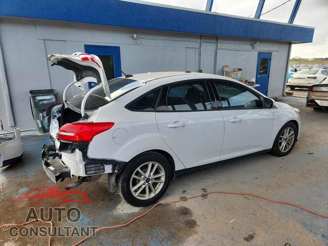 FORD FOCUS 2015 - 1FADP3F25FL376309