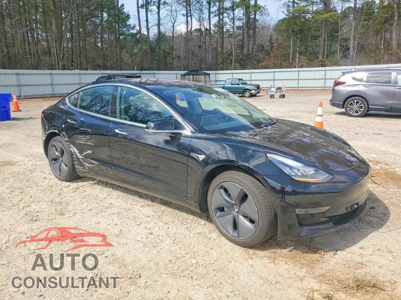 TESLA MODEL 3 2018 - 5YJ3E1EA4JF123082