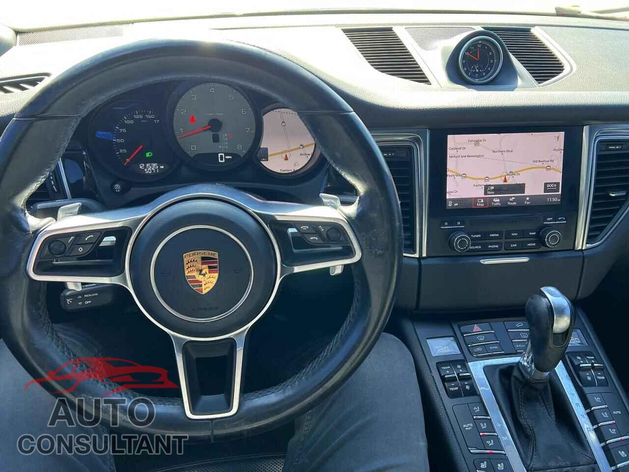 PORSCHE MACAN 2017 - WP1AB2A58HLB10081