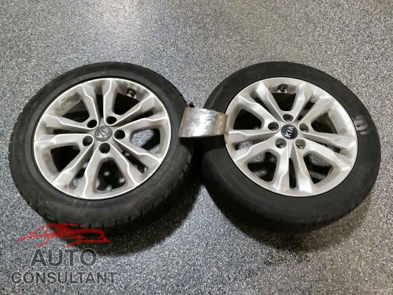 KIA OPTIMA 2011 - KNAGN4A76B5126935