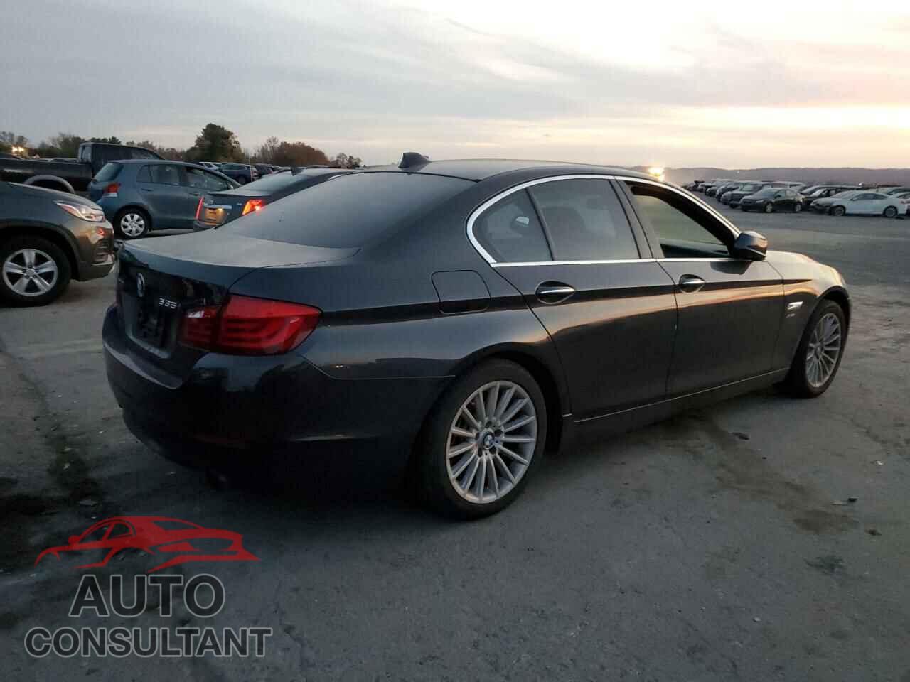 BMW 5 SERIES 2012 - WBAFU7C51CDU56548