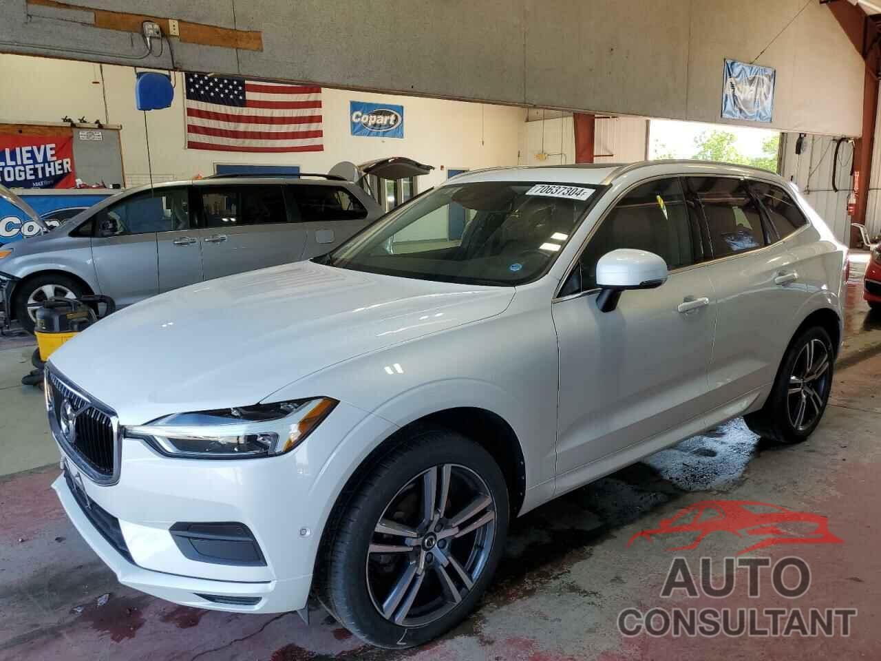 VOLVO XC60 2018 - YV4102RK1J1080633