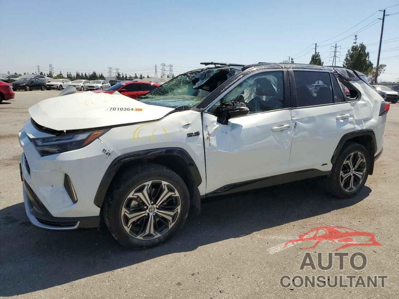 TOYOTA RAV4 2022 - JTMEB3FV0ND107702