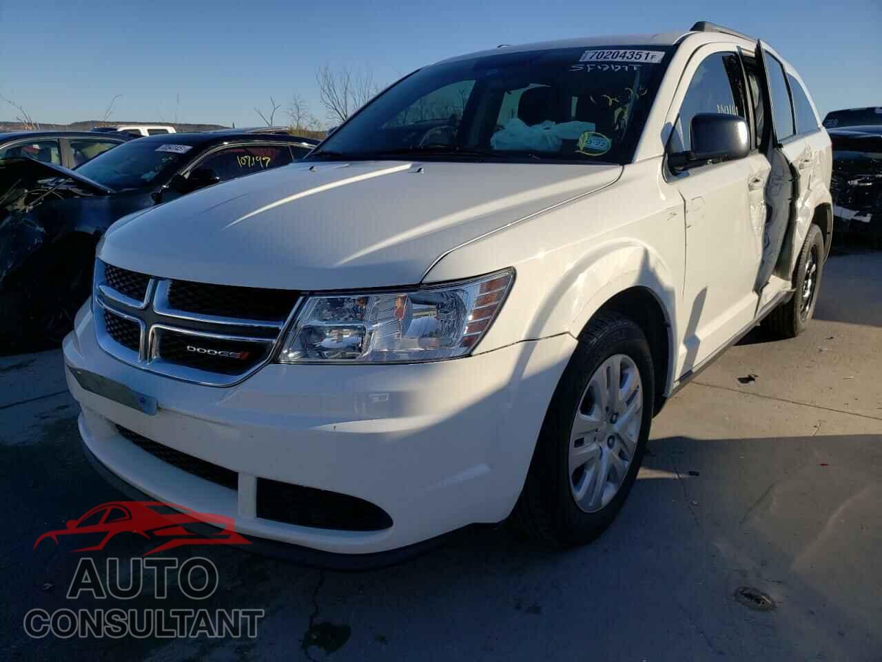 DODGE JOURNEY 2018 - 3C4PDCAB3JT311057