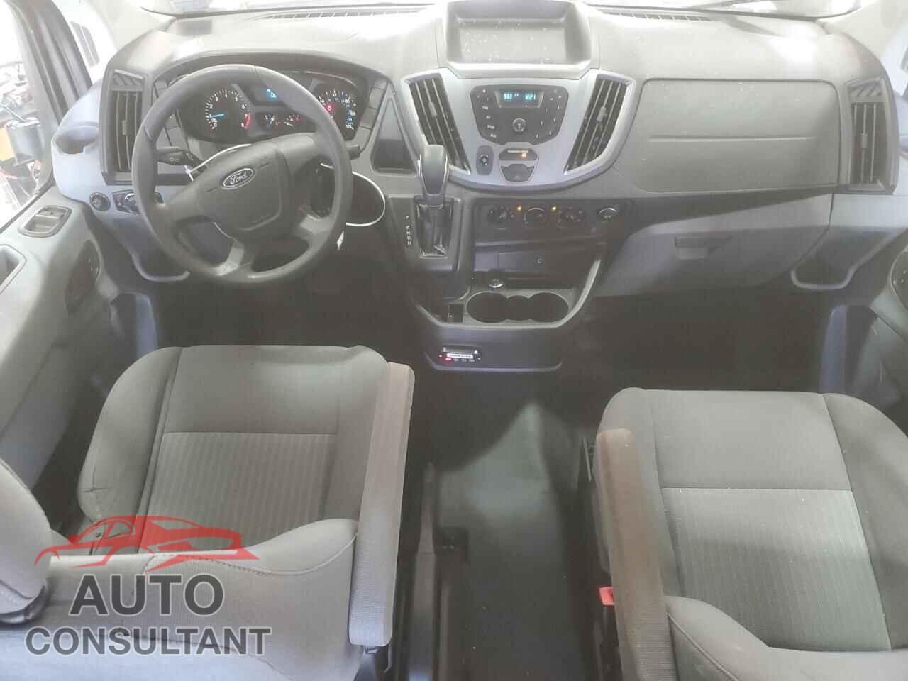 FORD TRANSIT 2015 - 1FTNE1CM2FKA51492