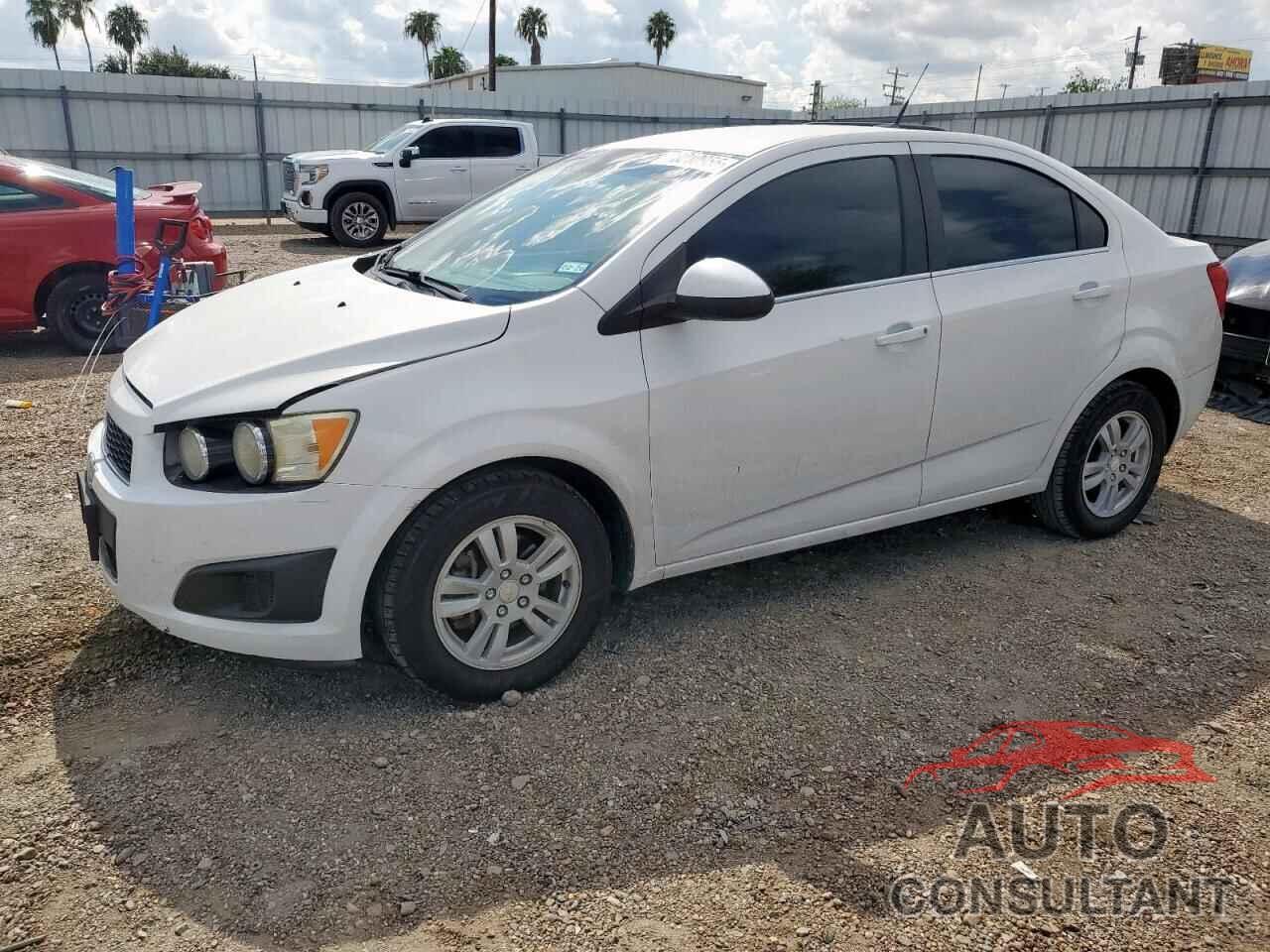 CHEVROLET SONIC 2014 - 1G1JC5SH7E4206307