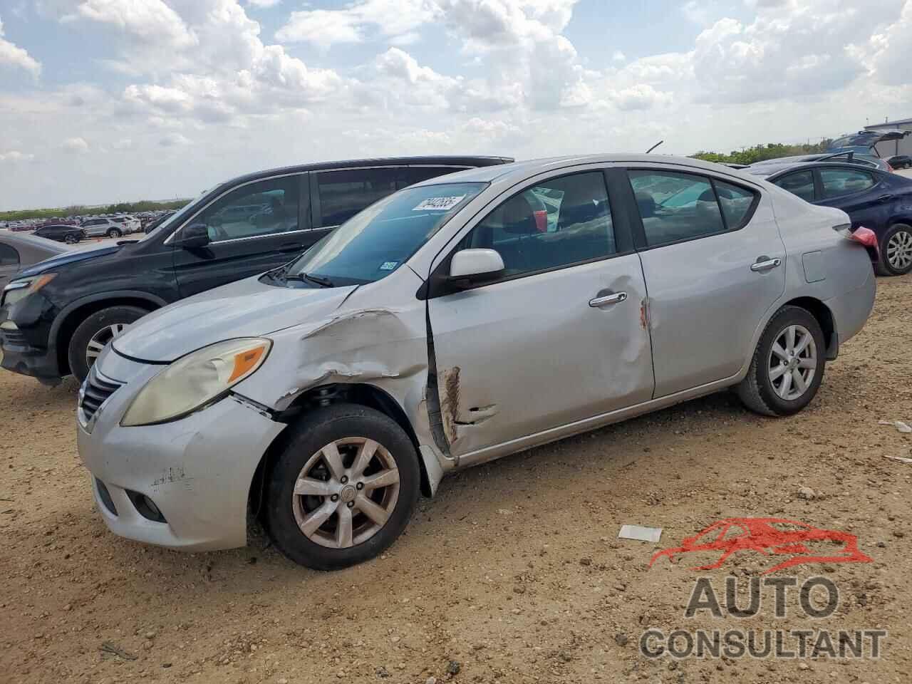 NISSAN VERSA 2012 - 3N1CN7AP8CL861570