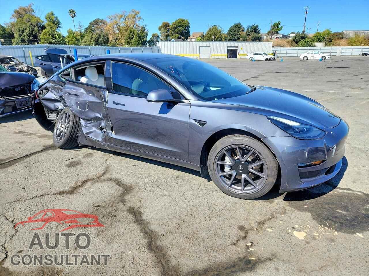 TESLA MODEL 3 2023 - 5YJ3E1EA8PF645819