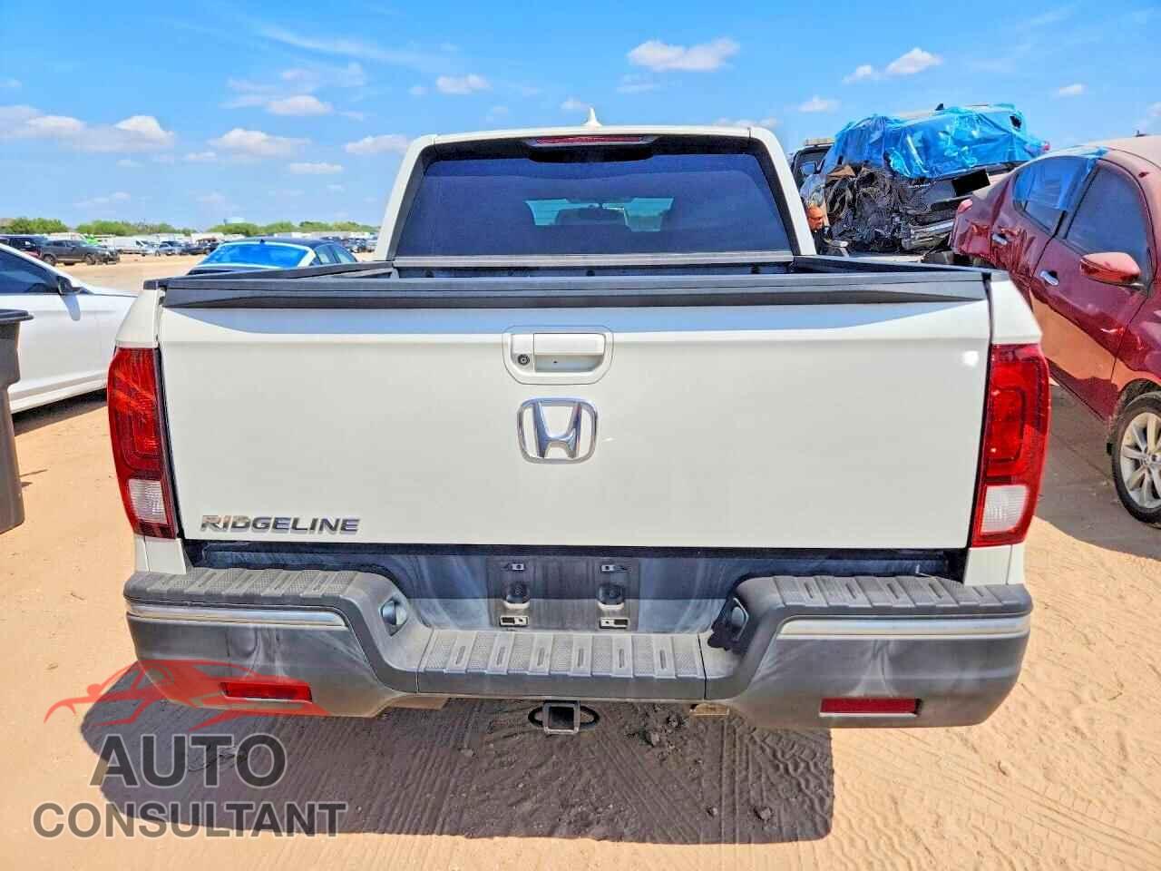 HONDA RIDGELINE 2017 - 5FPYK2F56HB002464