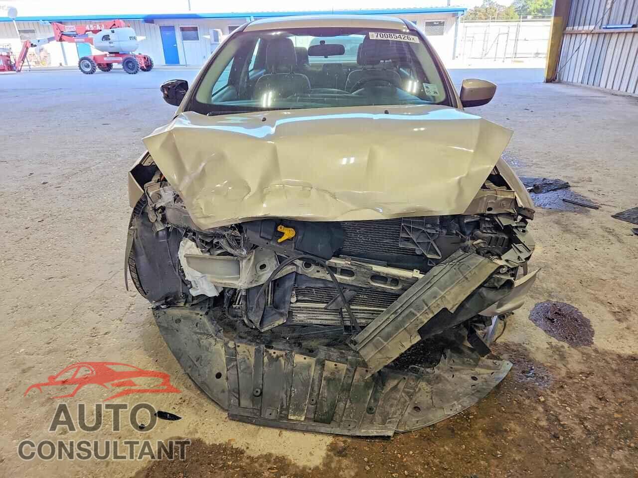 FORD FOCUS 2018 - 1FADP3FE6JL220394