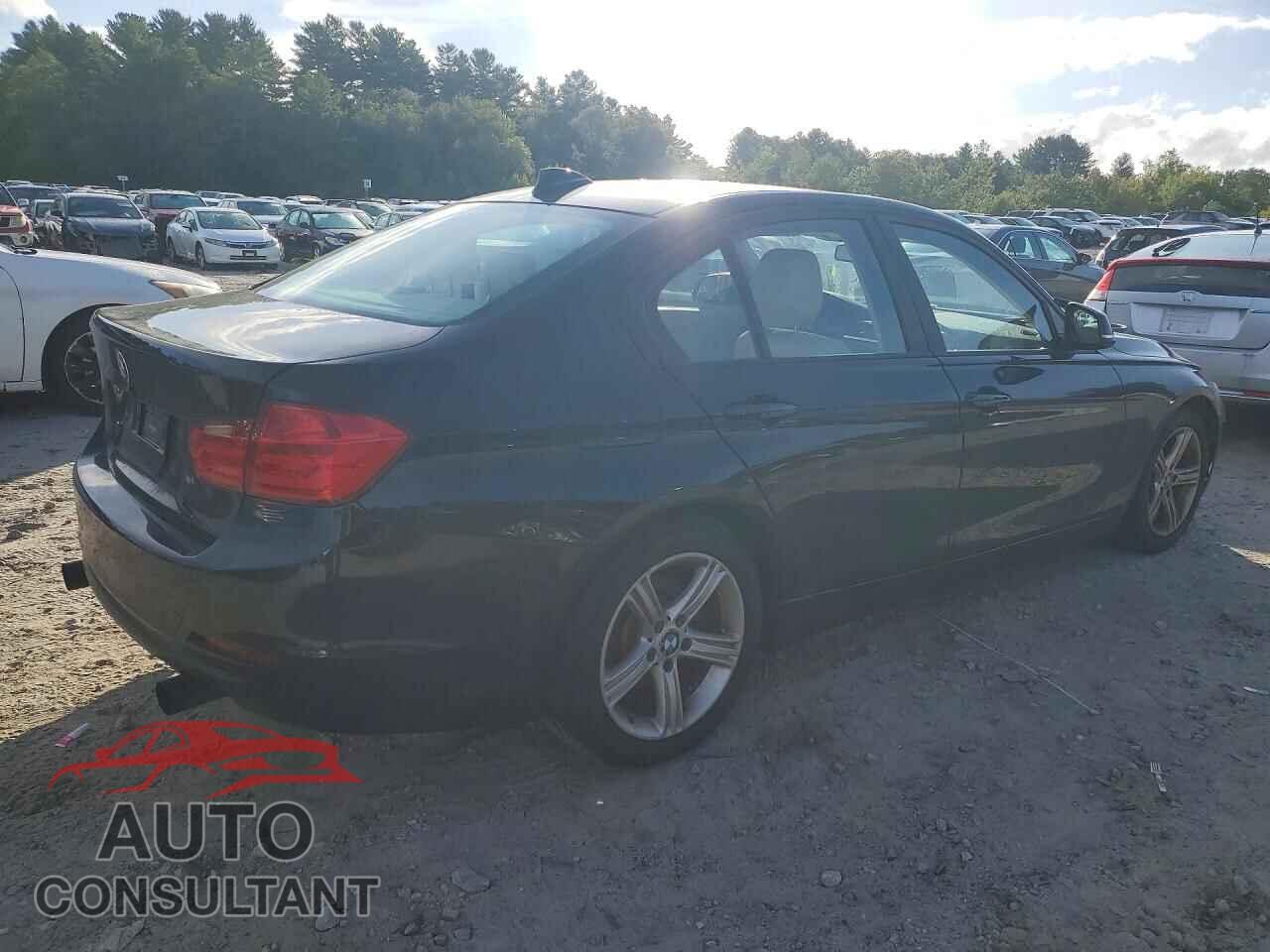 BMW 3 SERIES 2013 - WBA3B5C54DF596578