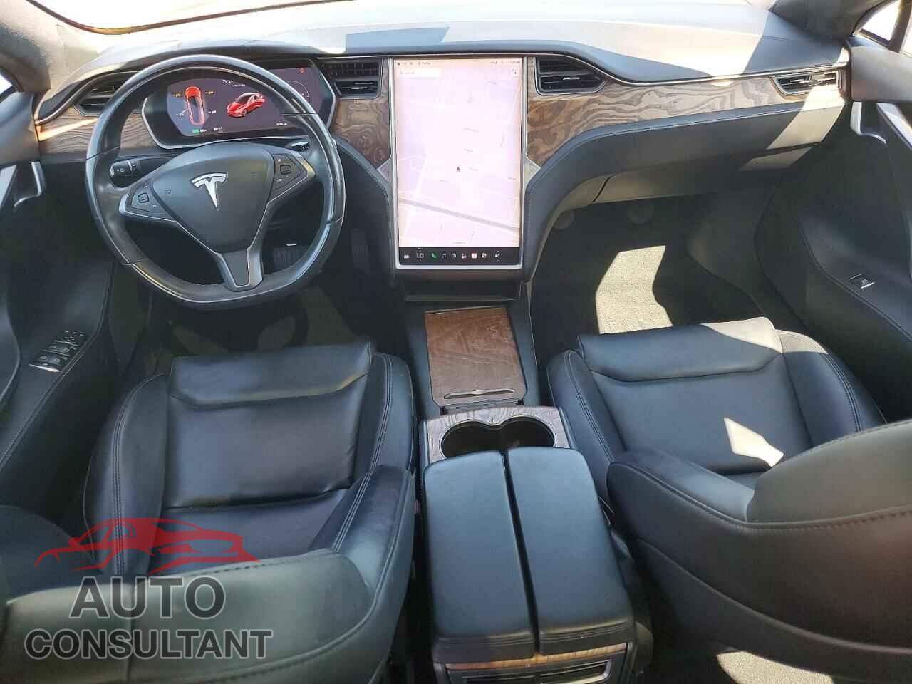 TESLA MODEL S 2021 - 5YJSA1E24MF424133