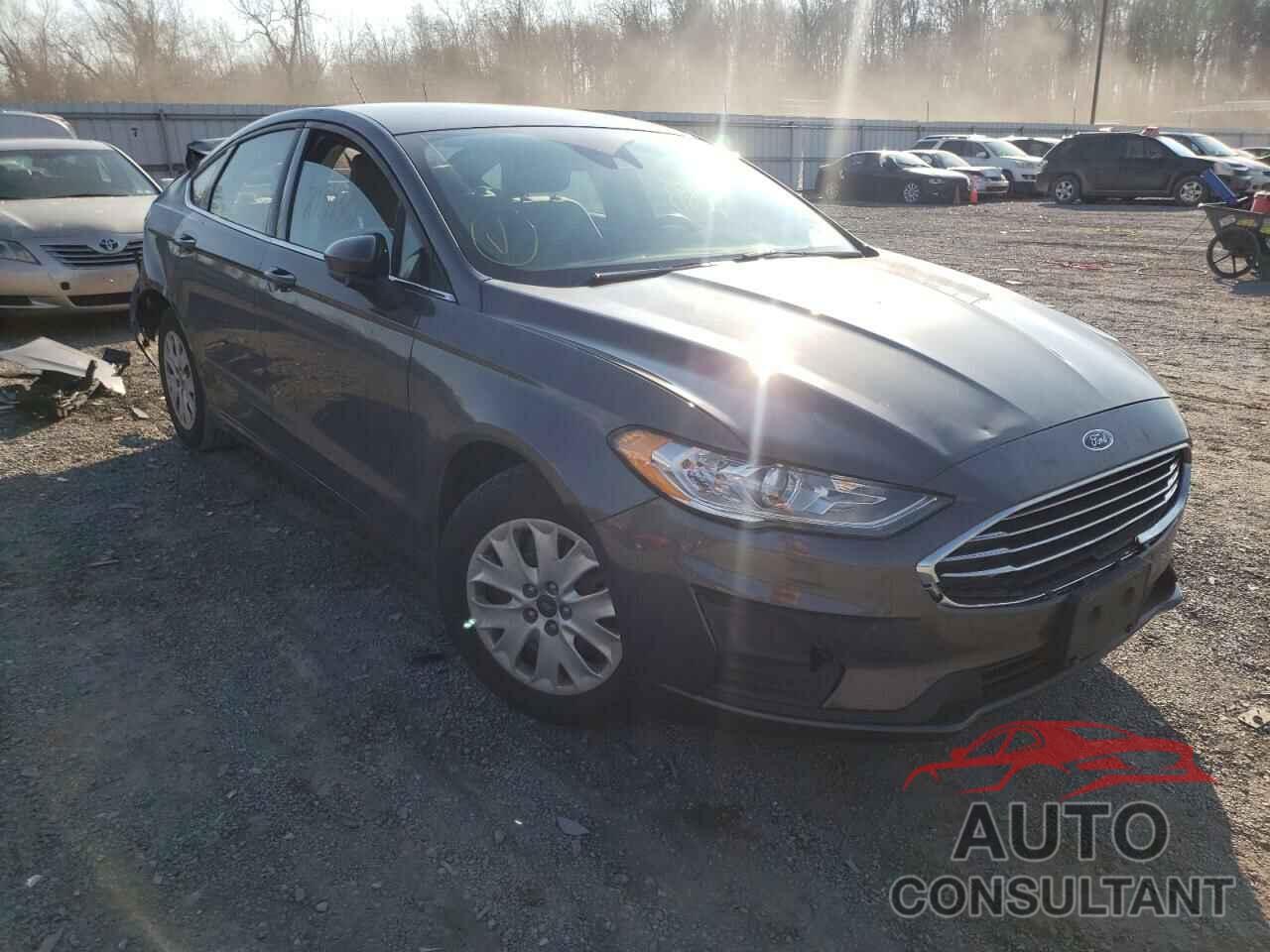 FORD FUSION 2019 - 3FA6P0G76KR128339