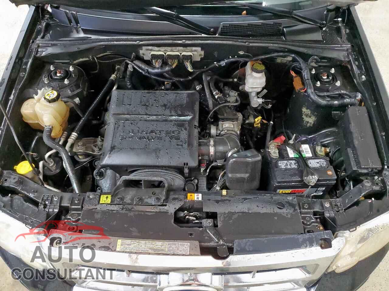 FORD ESCAPE 2010 - 1FMCU0EG4AKB52002