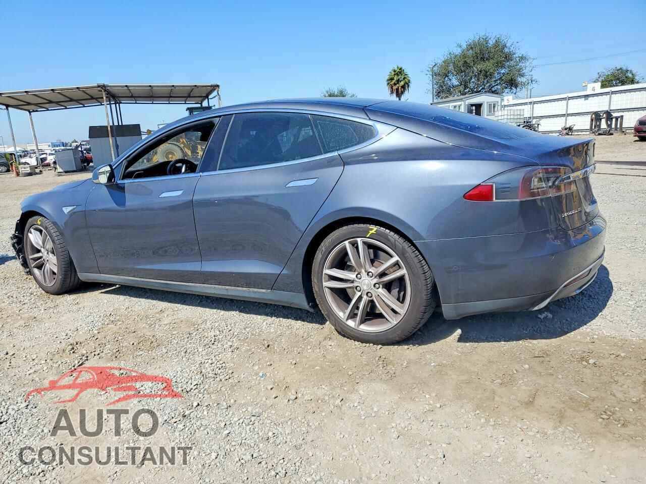 TESLA MODEL S 2016 - 5YJSA1E27GF130004