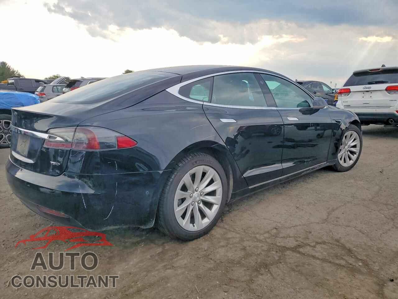 TESLA MODEL S 2016 - 5YJSA1E25GF176611