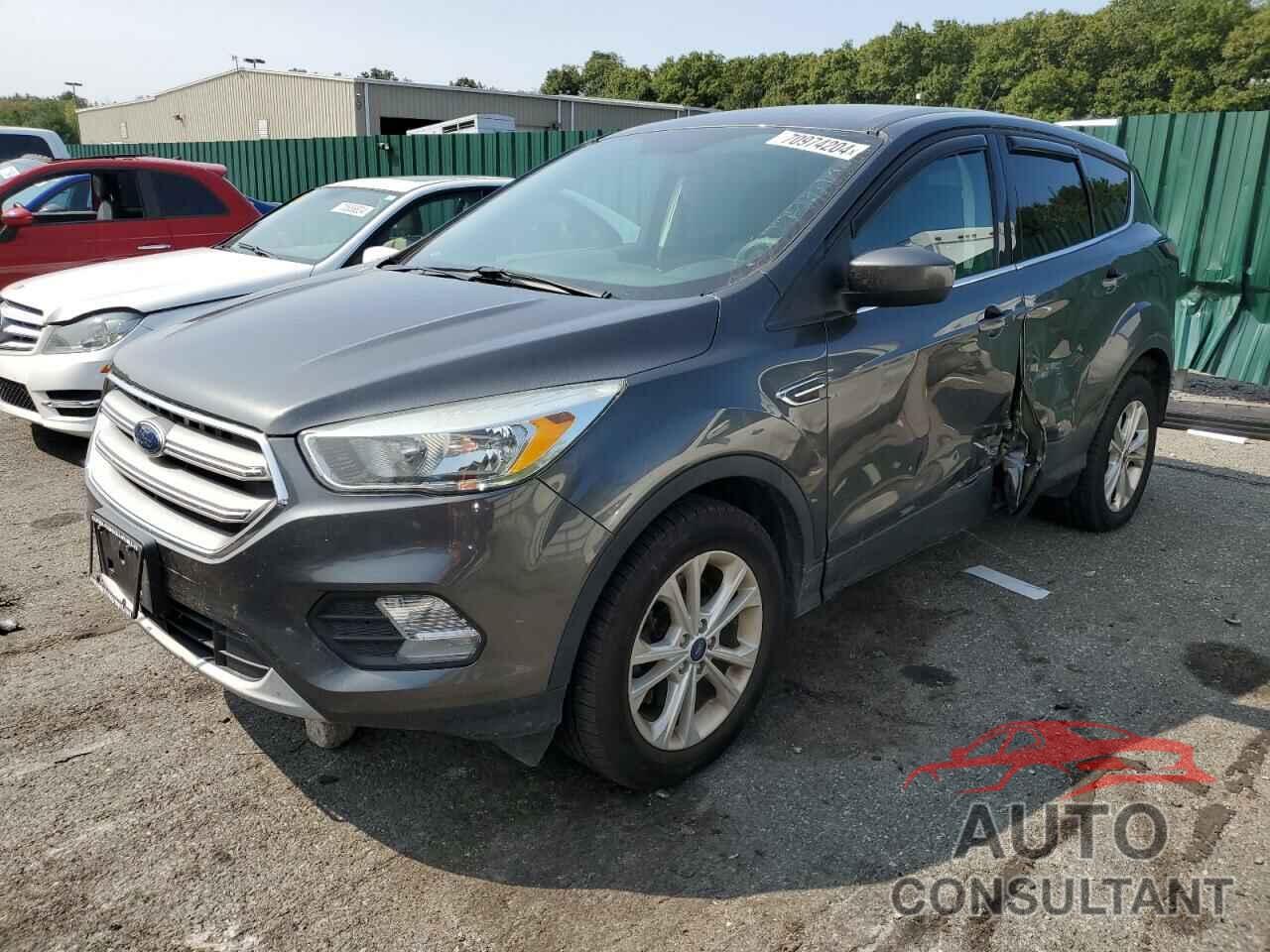 FORD ESCAPE 2017 - 1FMCU9GD3HUD47286