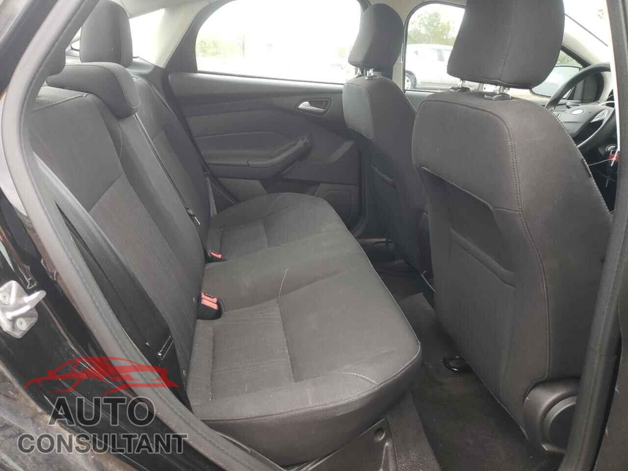 FORD FOCUS 2016 - 1FADP3F28GL305297
