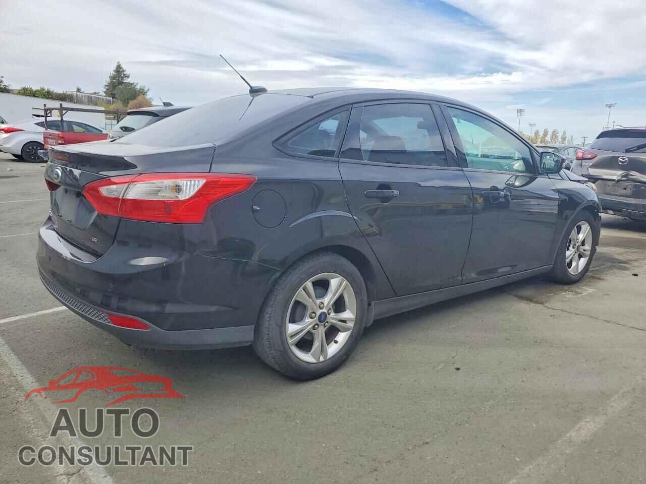 FORD FOCUS 2014 - 1FADP3F21EL118416