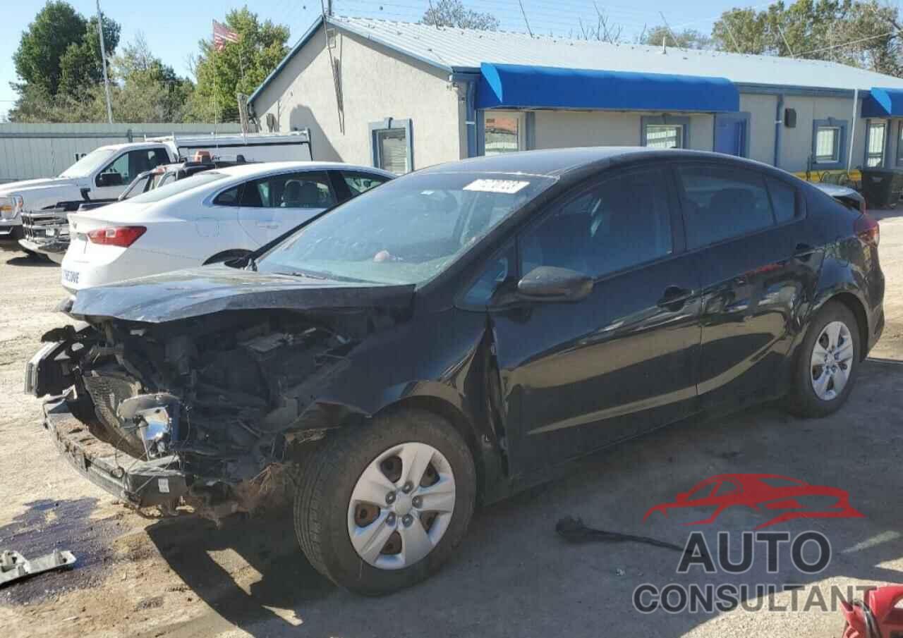 KIA FORTE 2018 - 3KPFK4A76JE184621