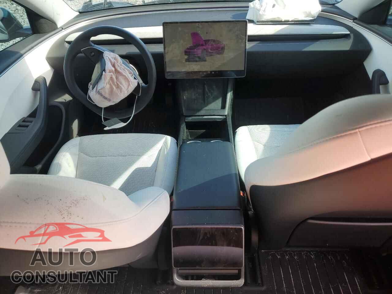 TESLA MODEL 3 2024 - 5YJ3E1EA4RF862805