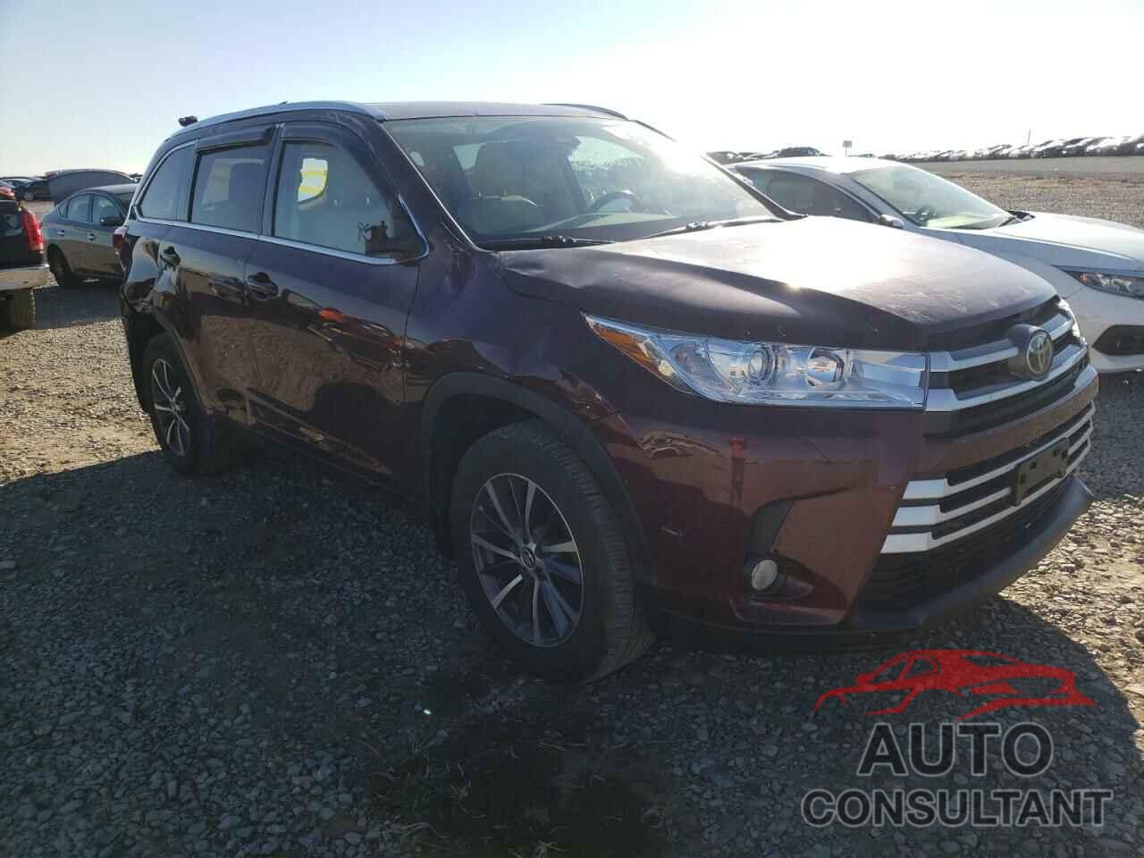 TOYOTA HIGHLANDER 2018 - 5TDJZRFHXJS805868