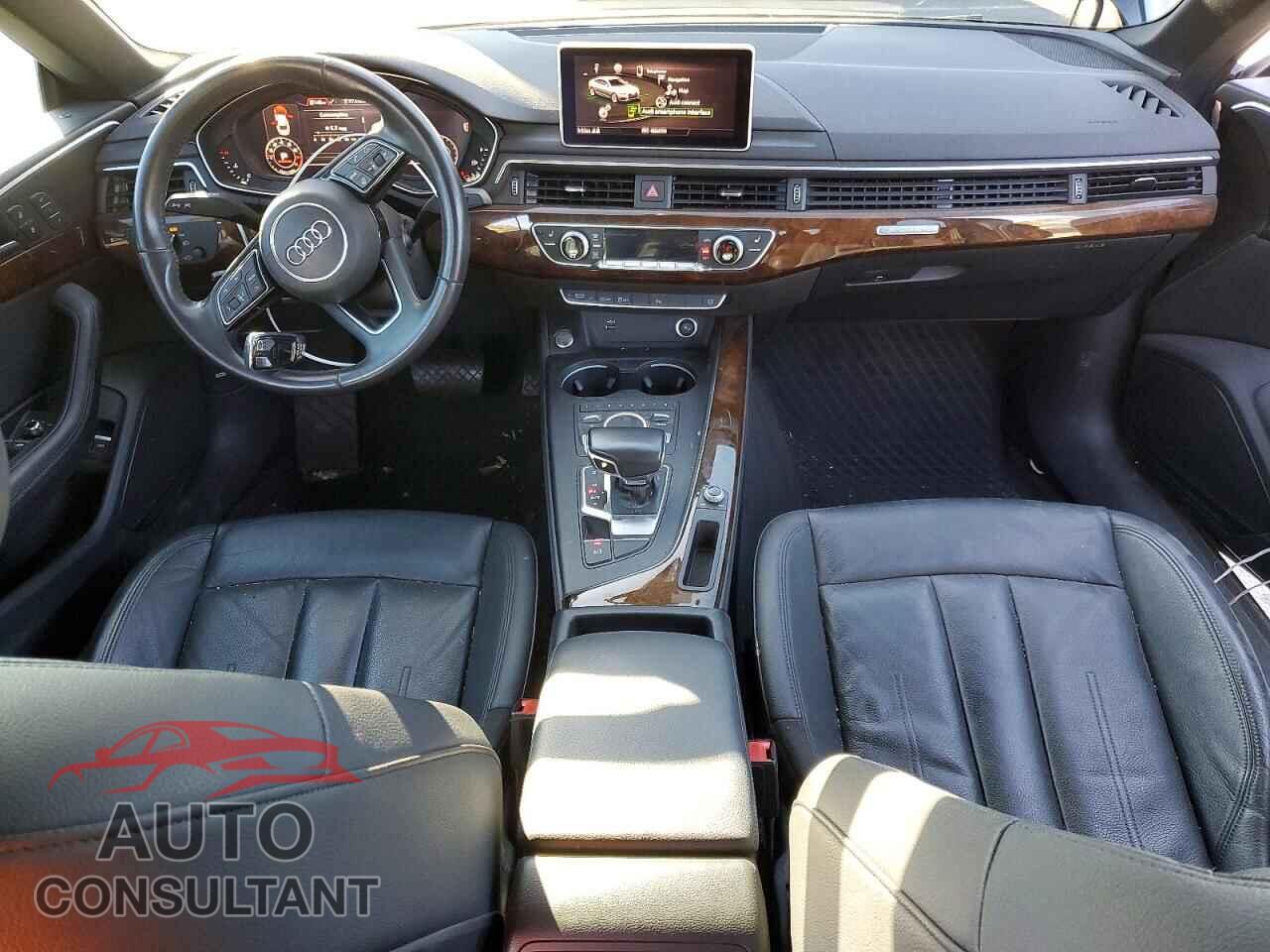 AUDI A5 2019 - WAUBNCF55KA066715