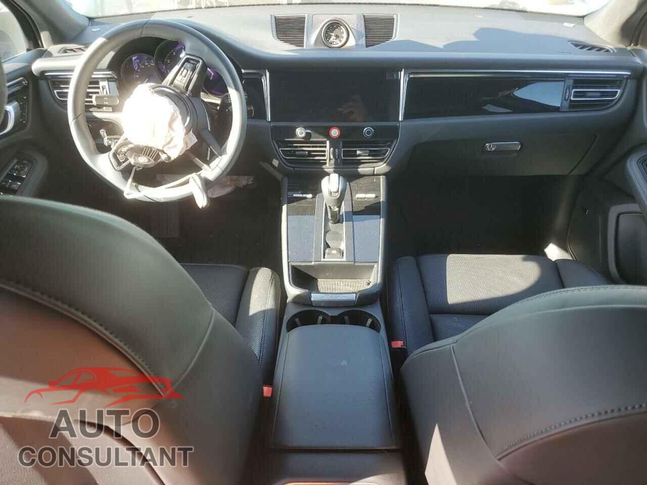 PORSCHE MACAN BASE 2023 - WP1AA2A5XPLB00346
