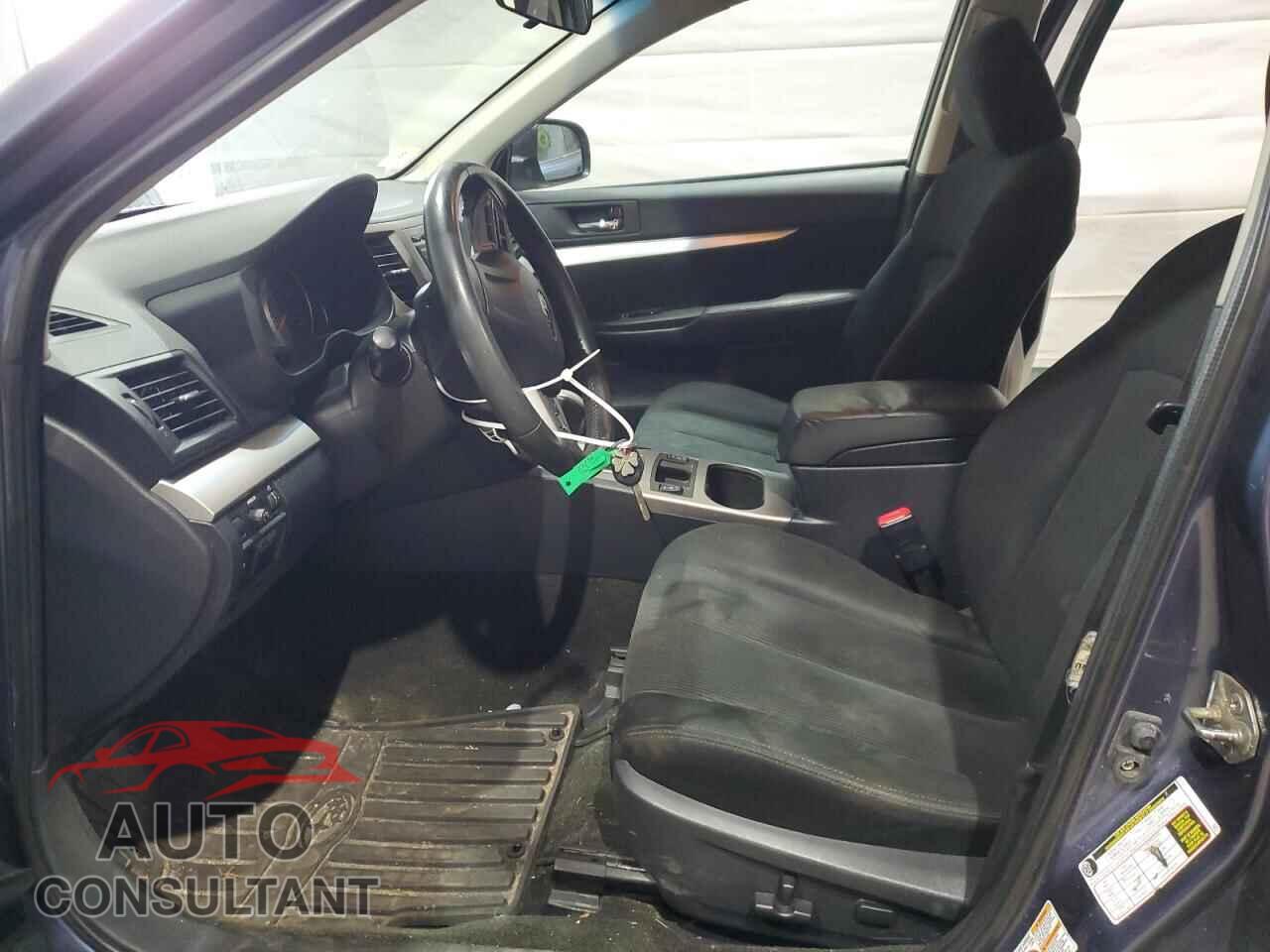 SUBARU OUTBACK 2013 - 4S4BRBCC3D3273921