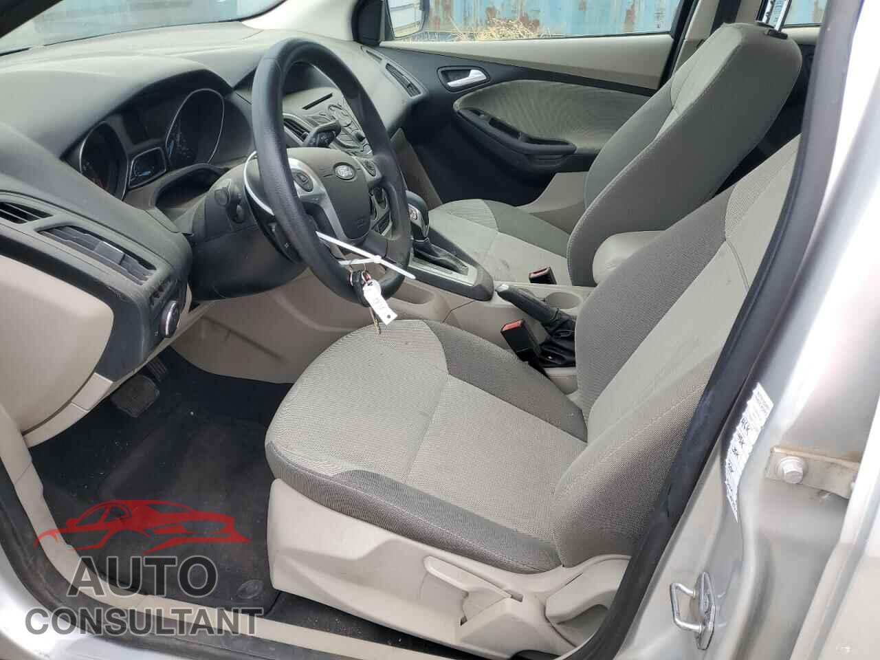 FORD FOCUS 2014 - 1FADP3F2XEL265916