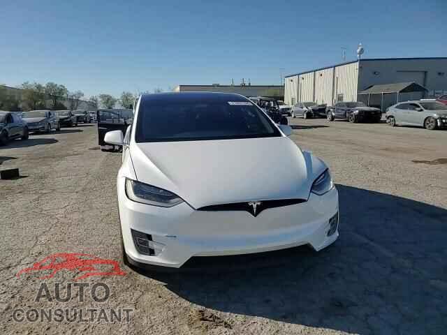 TESLA MODEL X 2018 - 5YJXCBE26JF143484