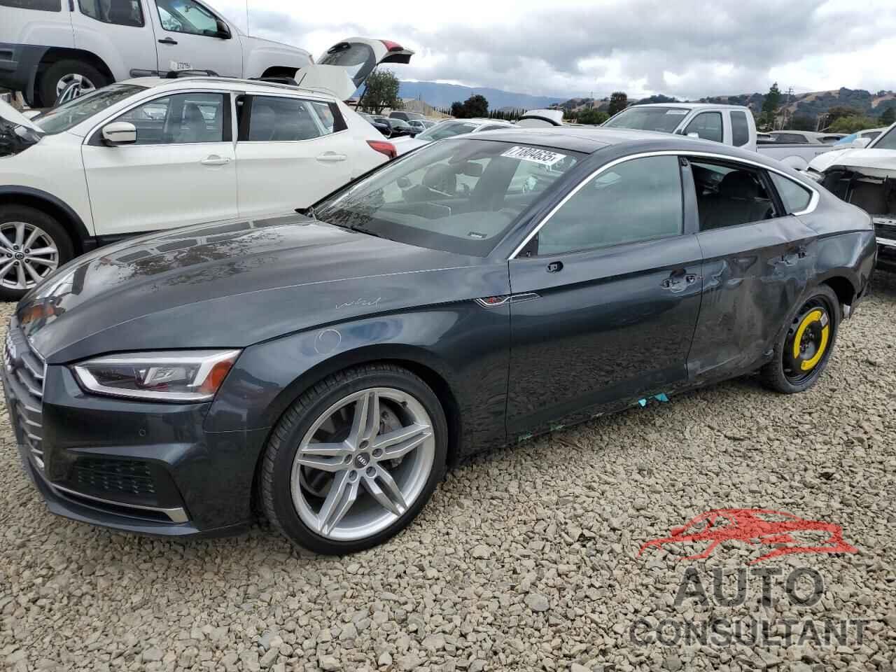 AUDI A5 2018 - WAUENCF55JA009927