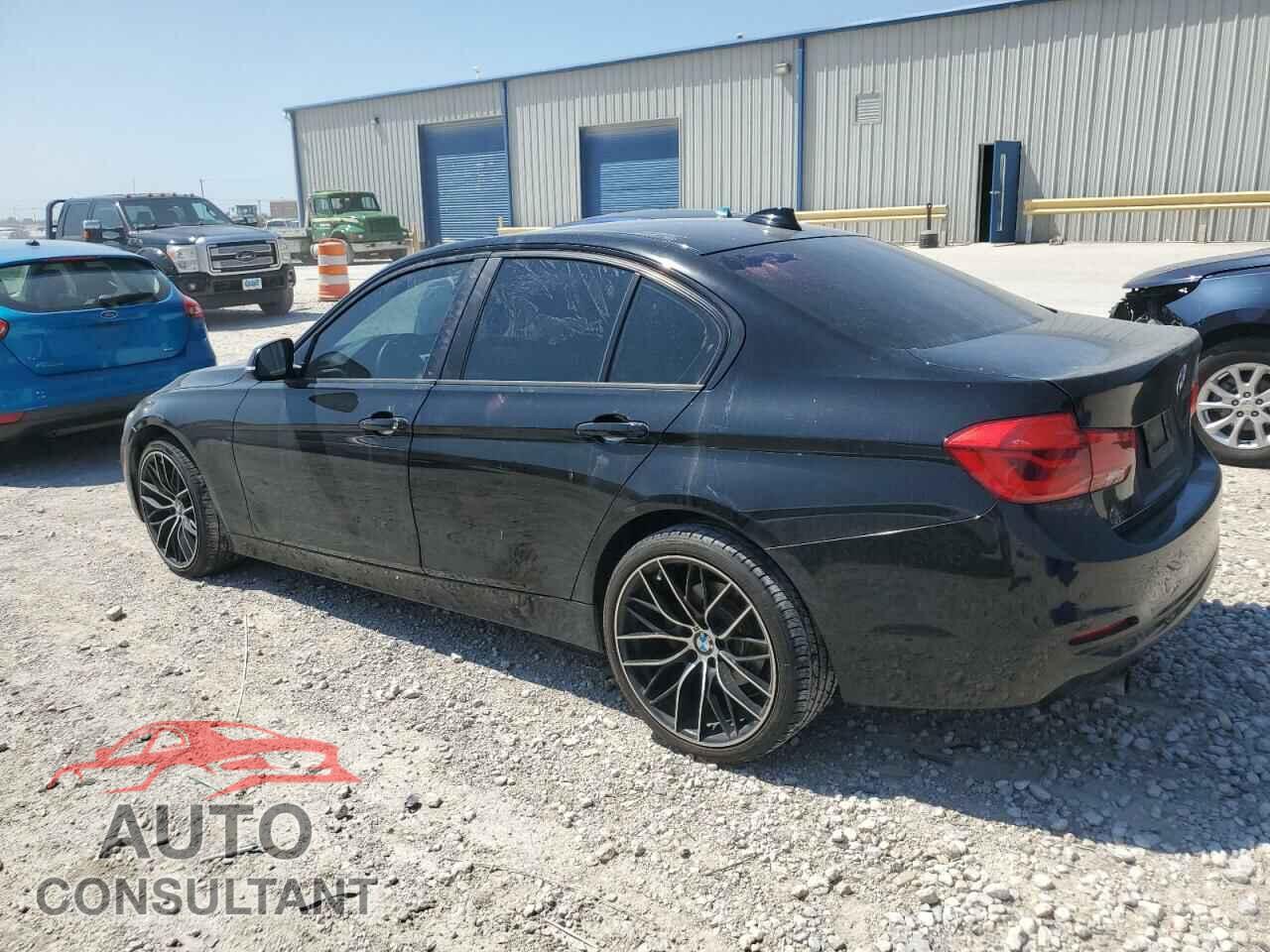 BMW 3 SERIES 2016 - WBA8E1G5XGNT36115