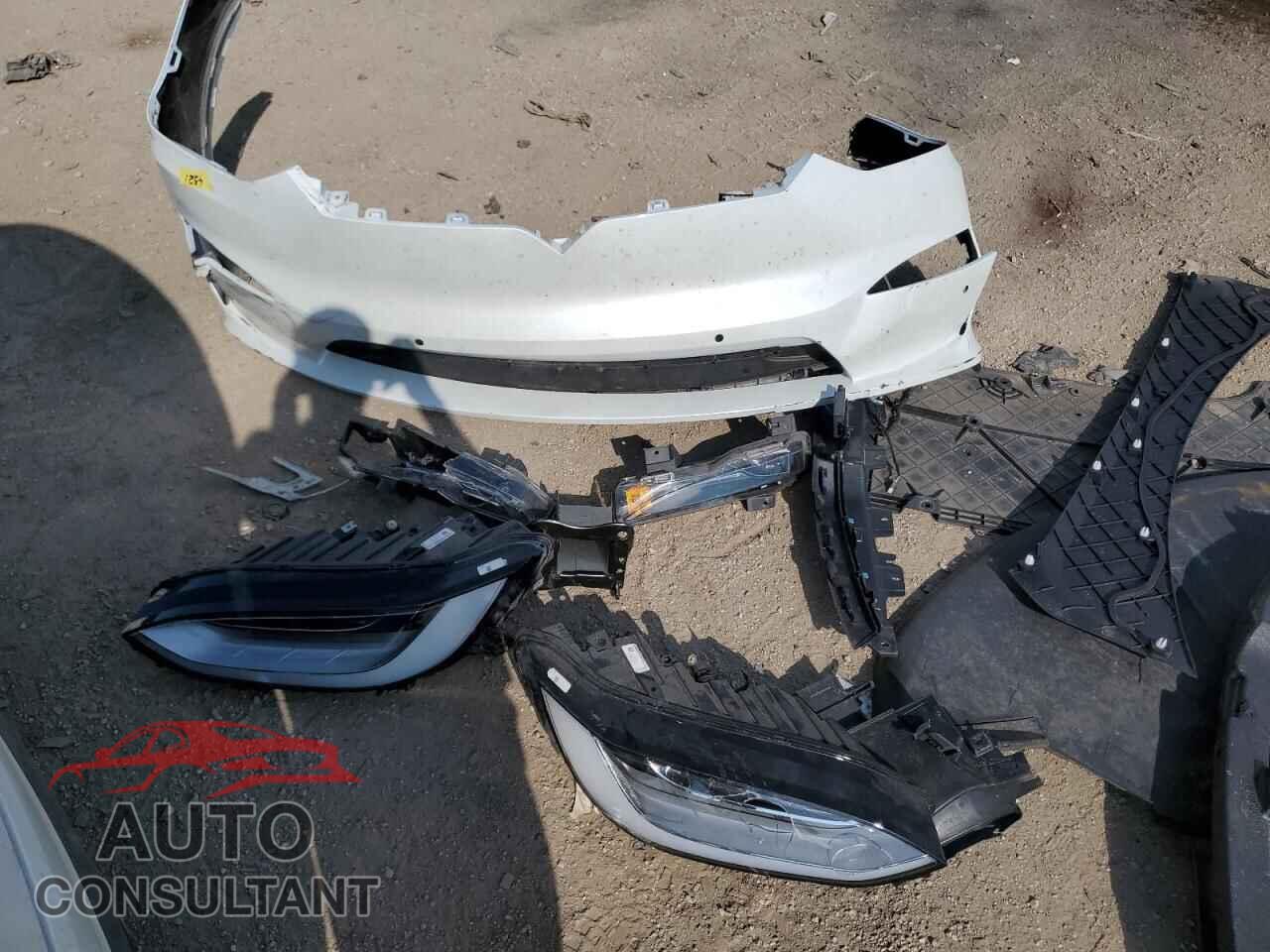 TESLA MODEL X 2022 - 7SAXCBE50NF364856