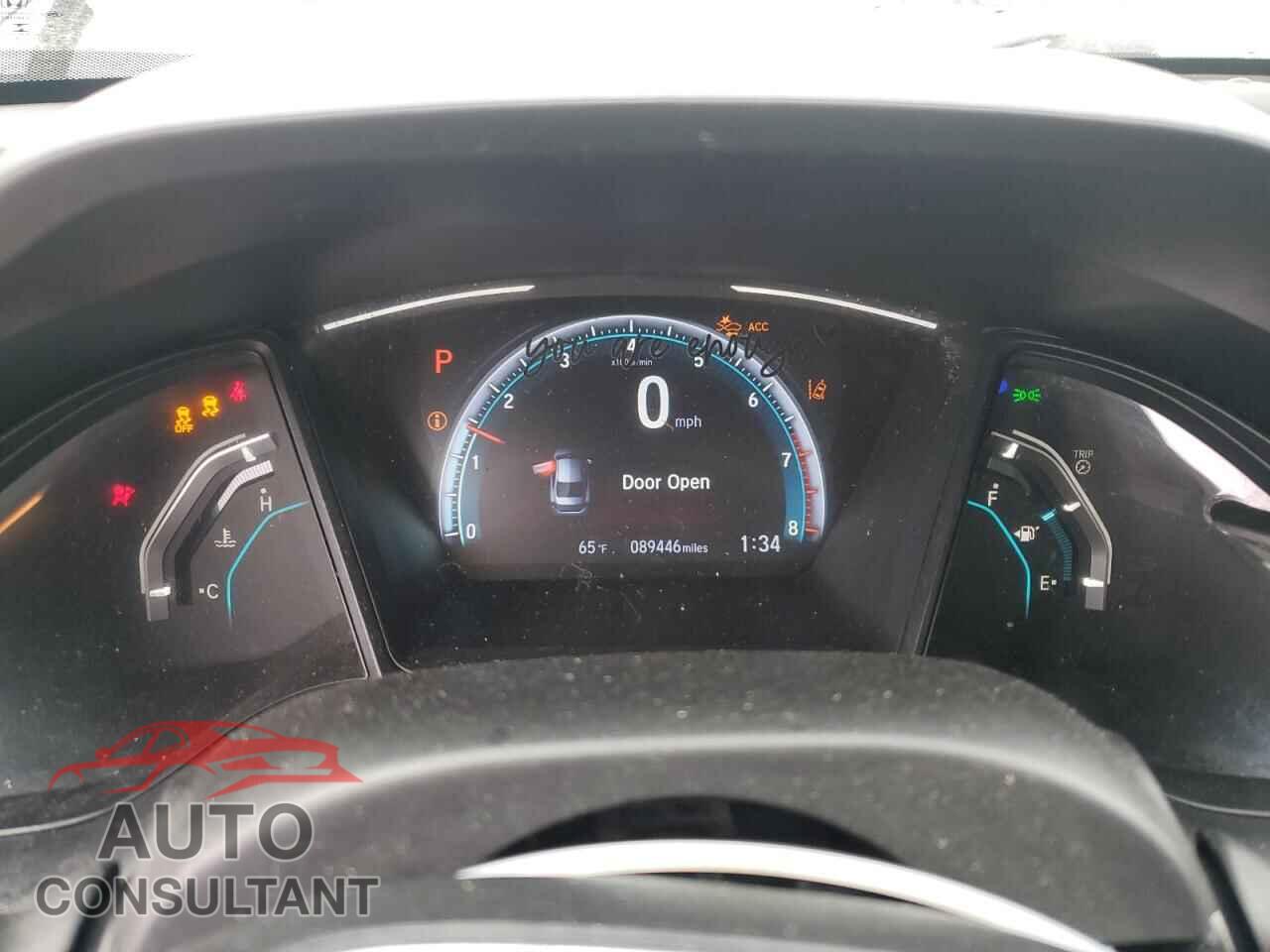 HONDA CIVIC 2019 - 2HGFC2F61KH555984