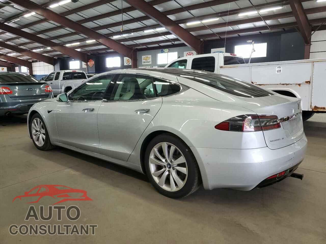 TESLA MODEL S 2017 - 5YJSA1E22HF229475