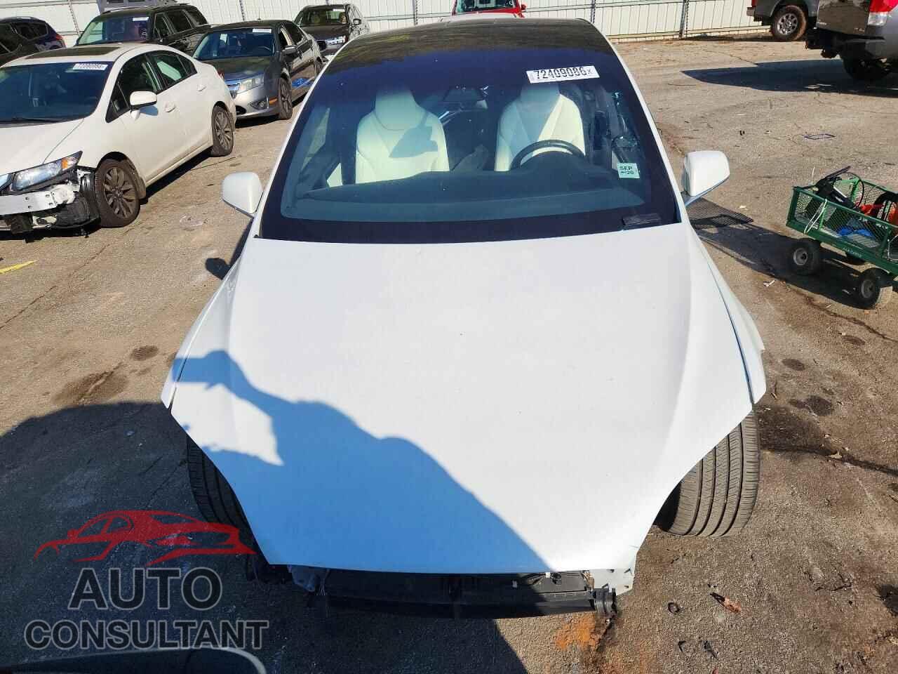 TESLA MODEL X 2018 - 5YJXCDE21JF142240