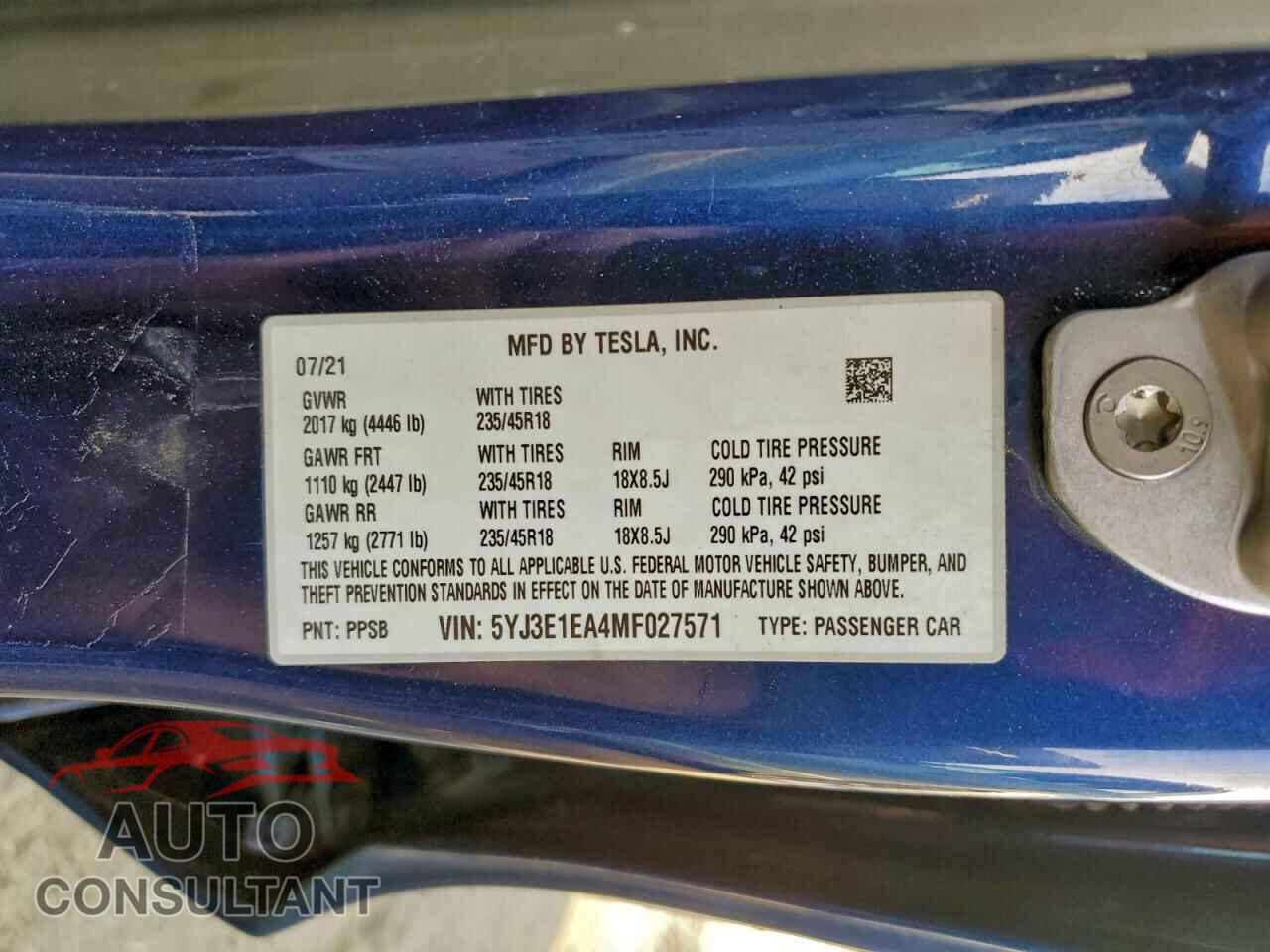 TESLA MODEL 3 2021 - 5YJ3E1EA4MF027571